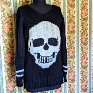Skull V-neck Sweater